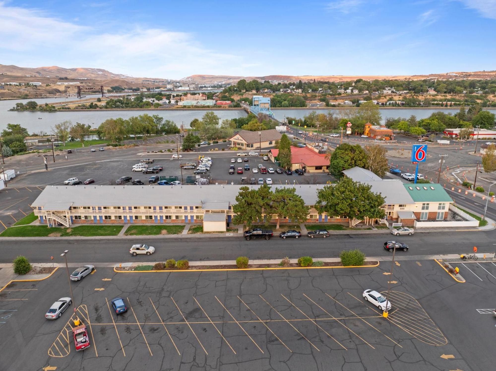 Motel 6 Clarkston Wa エクステリア 写真